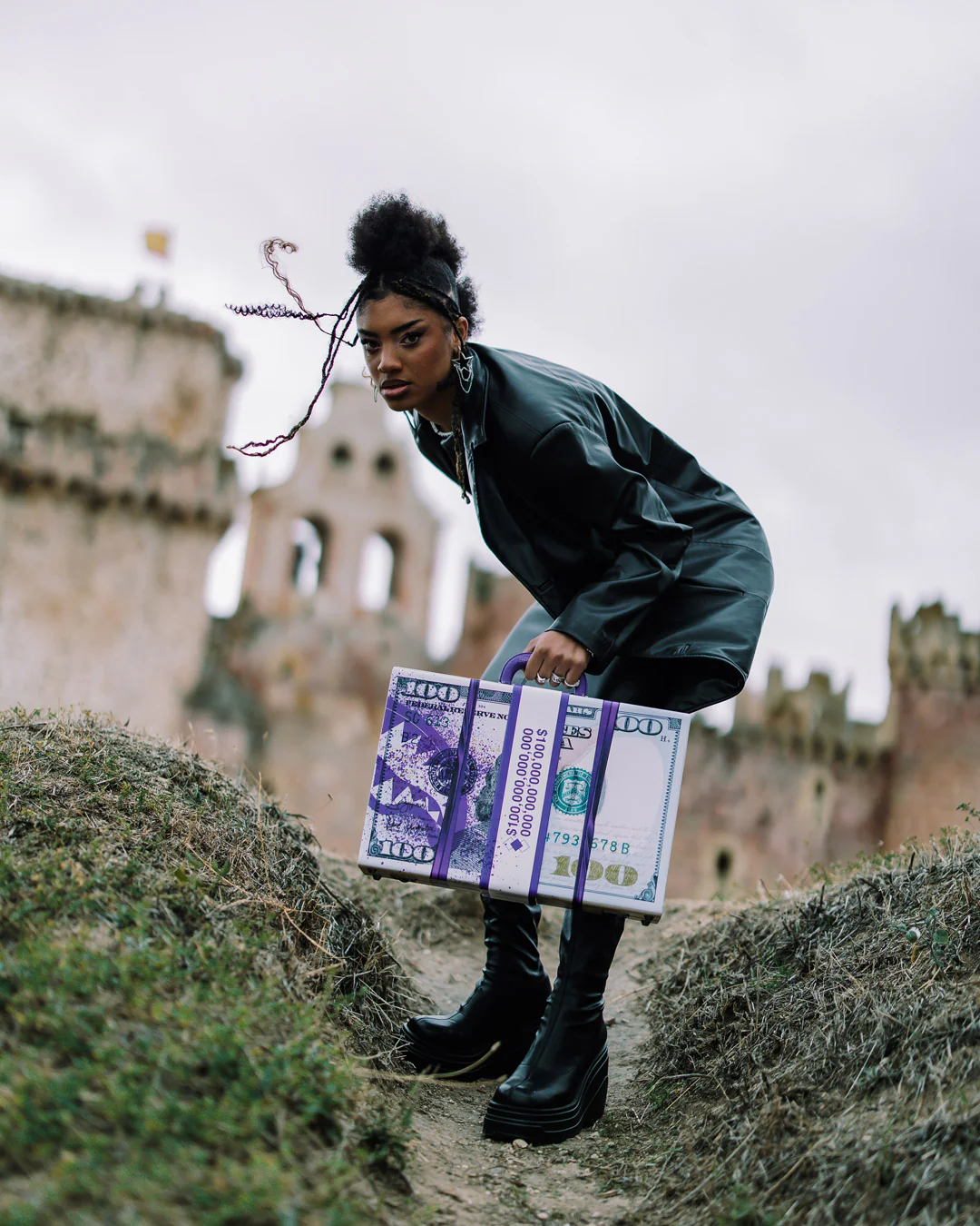 BILLIONS IN THE BANK BRIEFCASE - Image 12