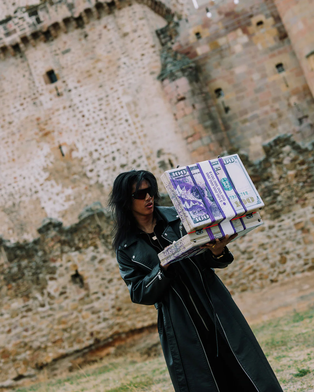 BILLIONS IN THE BANK BRIEFCASE - Image 8