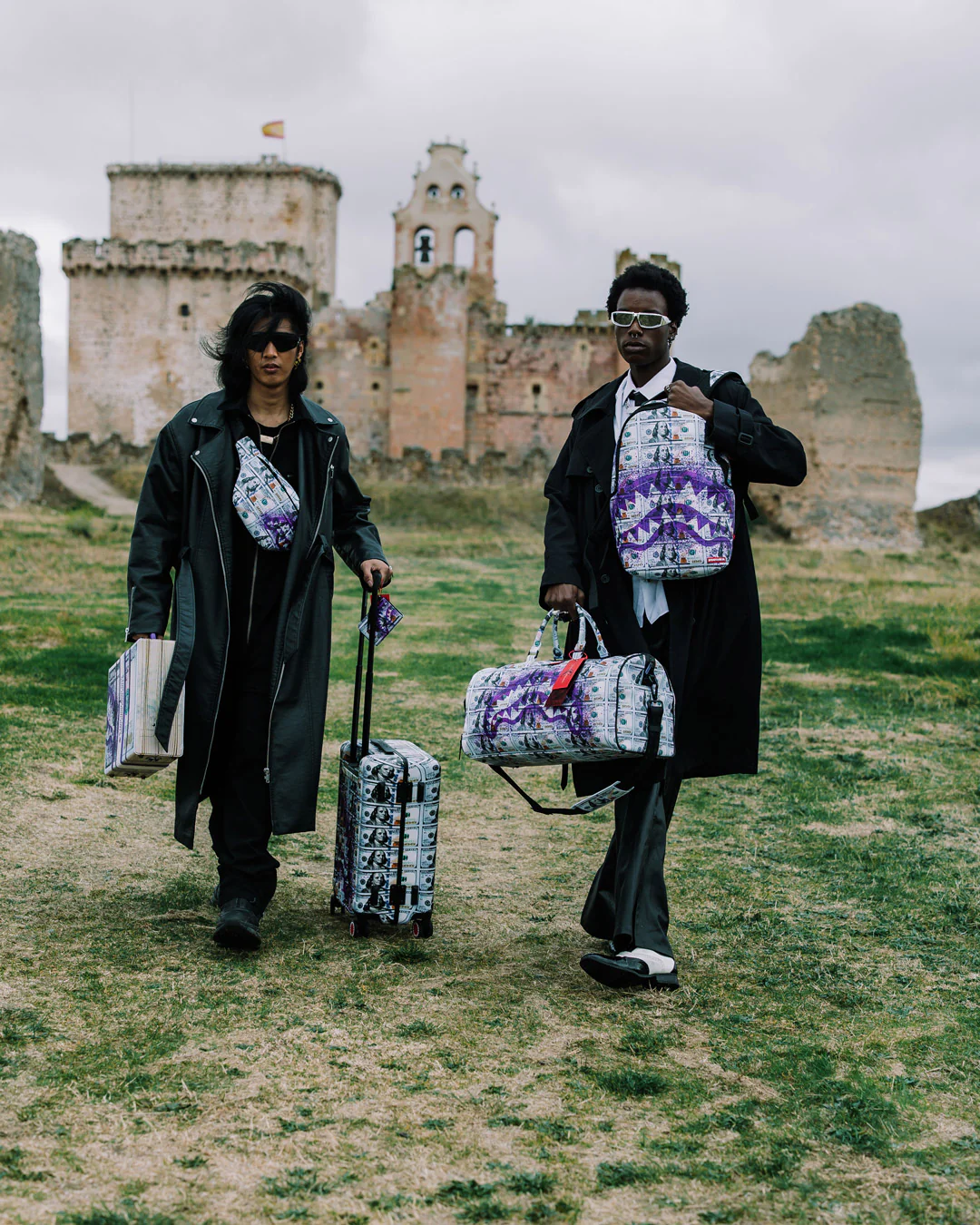 BILLIONS IN THE BANK DUFFLE - Image 4