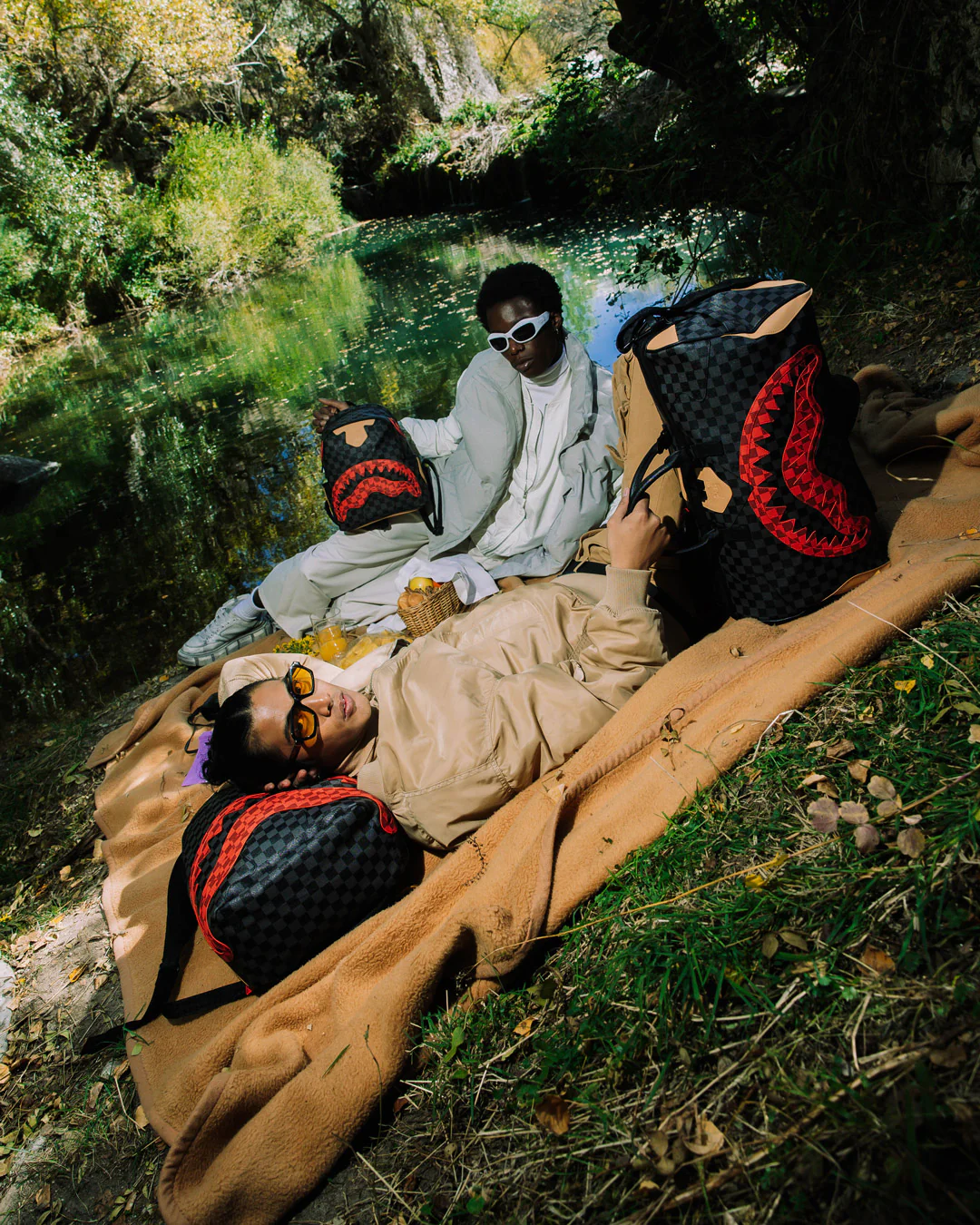 EVIL GENIUS DUFFLE - Image 10