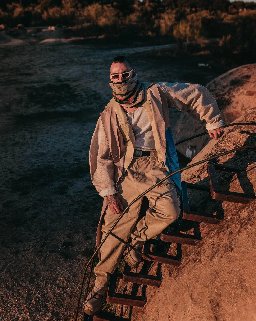 FIFTH AVENUE NECK WARMER - Image 4