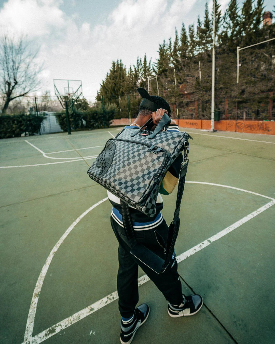 HENNY BLACK TRAVEL CASE - Image 7