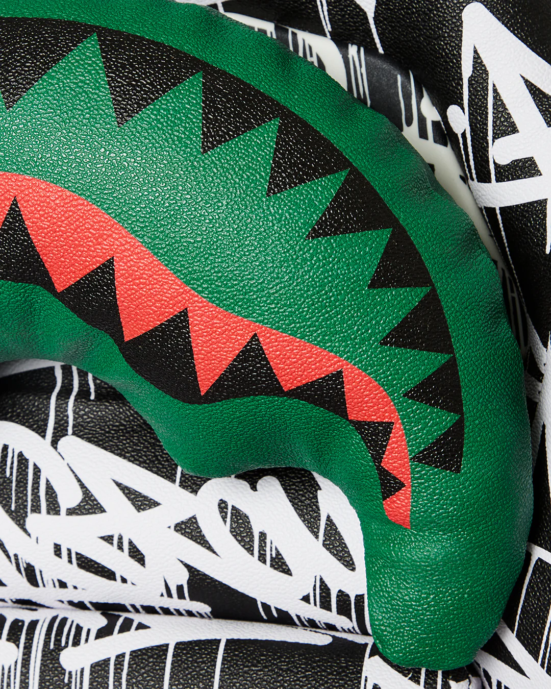 NIGHT VISION GAMING CHAIR - SUPER RARE - Image 12