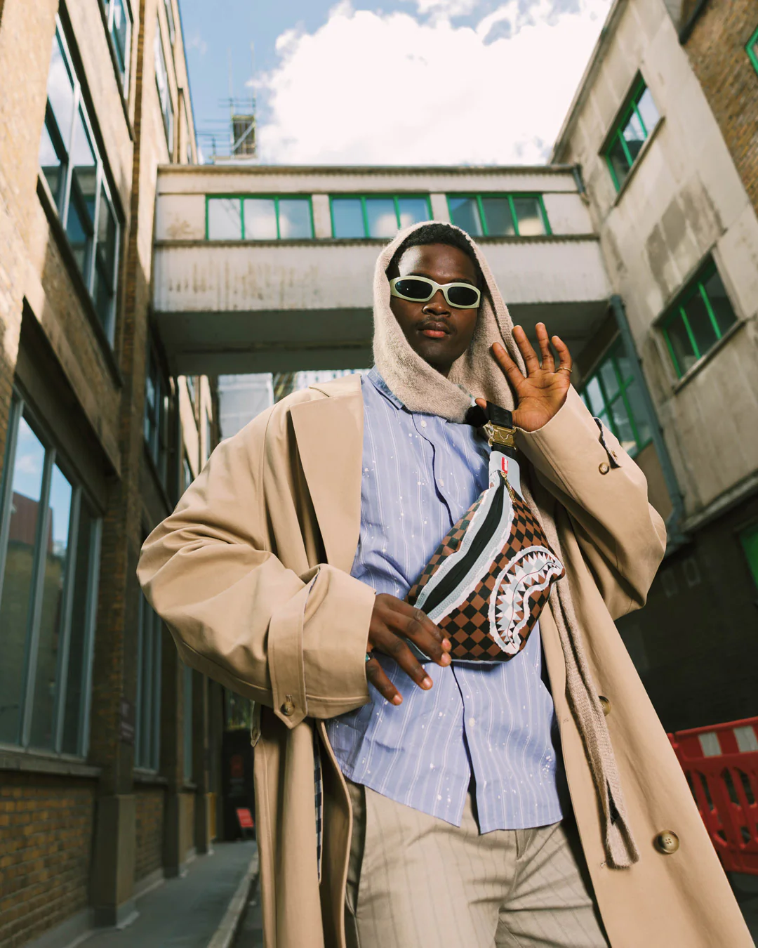 SHARK LEGACY SAVVY CROSSBODY - Image 4