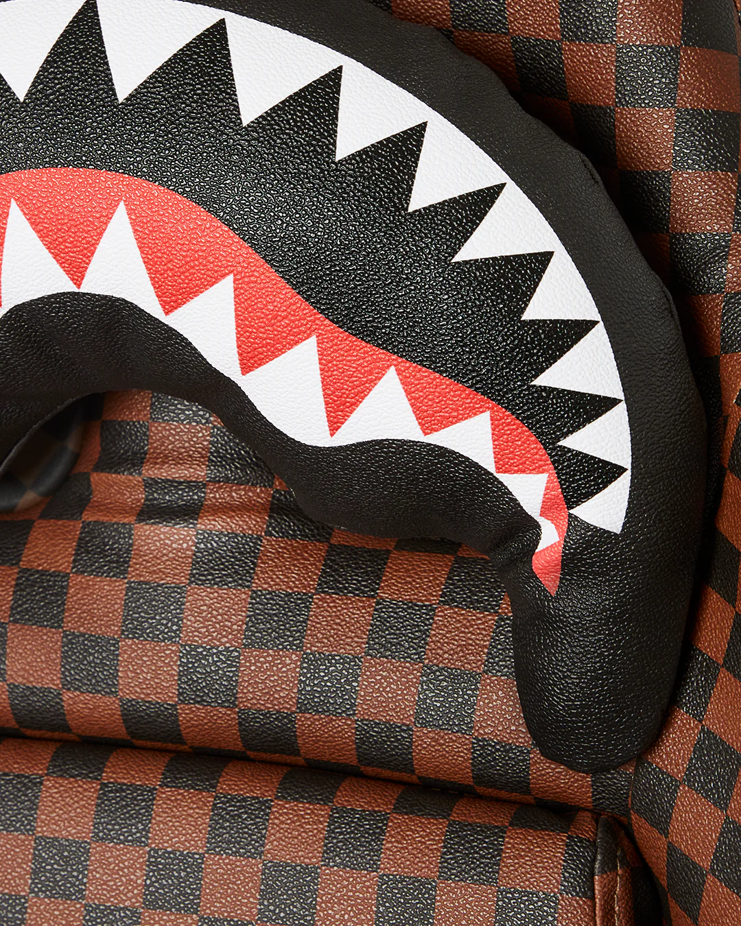 SUPERCHARGED SHARKS IN PARIS GAMING CHAIR - SUPER RARE - Image 7