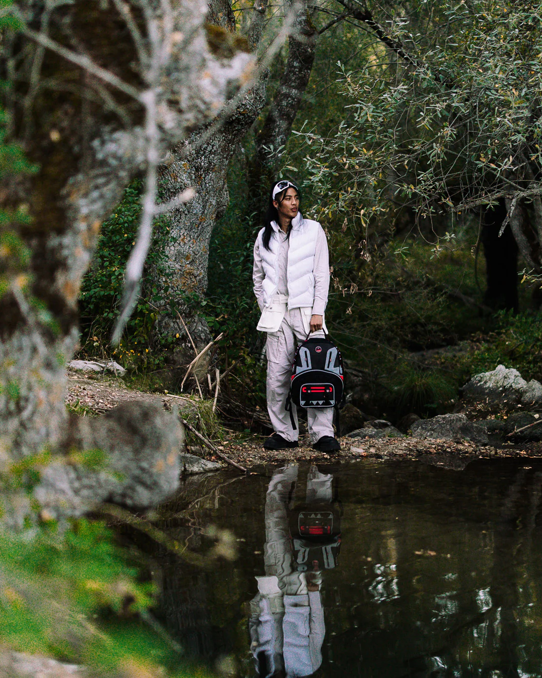 SKY HIGH SEEKERS ARCTIC DELUXE BACKPACK - Image 6