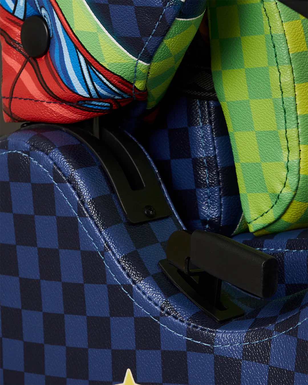 SPACE WARPED GAMING CHAIR - Image 9