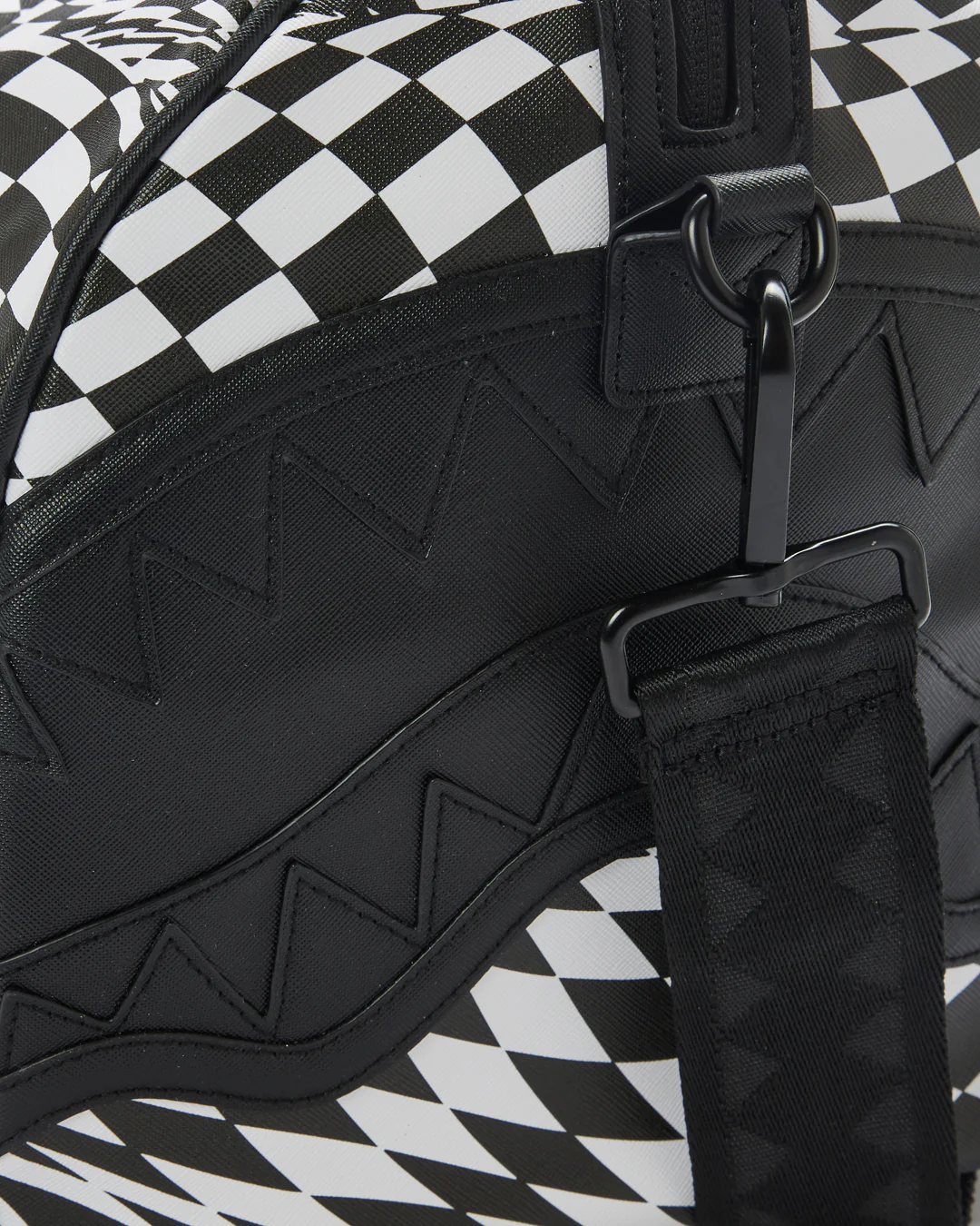 TRIPPY CHECK DUFFLE - Image 12